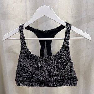 Lululemon Sports Bra size 8
